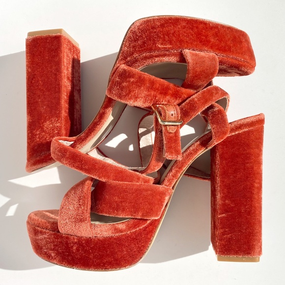 House of Harlow 1960 X REVOLVE Ari Heel Rust - Velvet Platform Sandal - size 6.5 - Picture 6 of 12